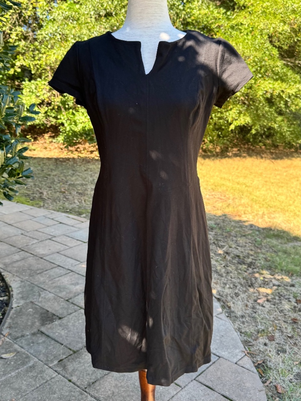 Peter Nygard Black Short Sleeve Dress - Size 8